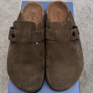 Richie Le Collection x Collegium Cozy Clog Brown